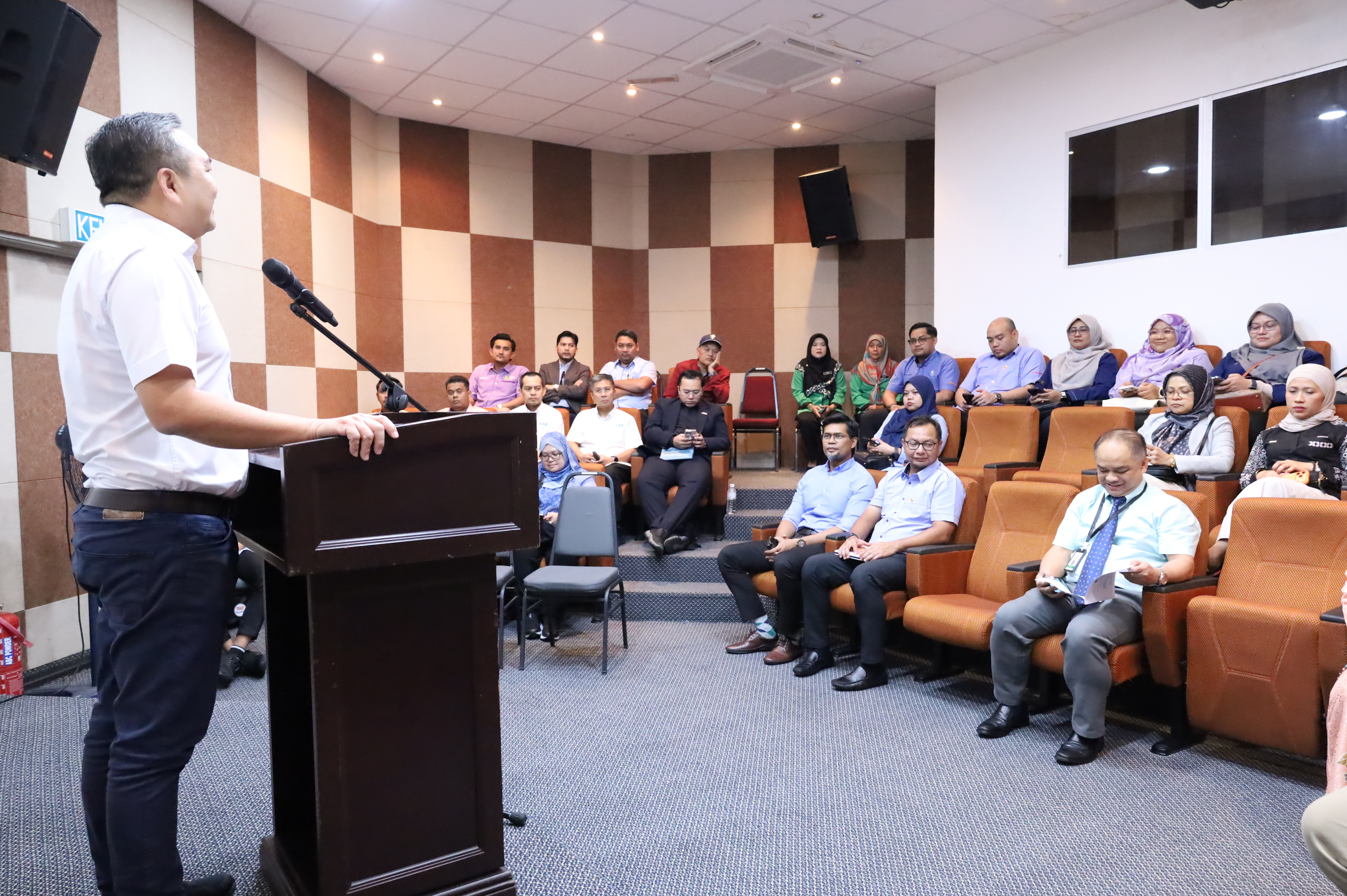 LAWATAN KERJA YB EXCO PELABURAN, PERDAGANGAN DAN MOBILITI SERTA JAWATANKUASA TETAP MOBILITI NEGERI SELANGOR KE JABATAN KERETAPI NEGERI SABAH TAHUN 2026 